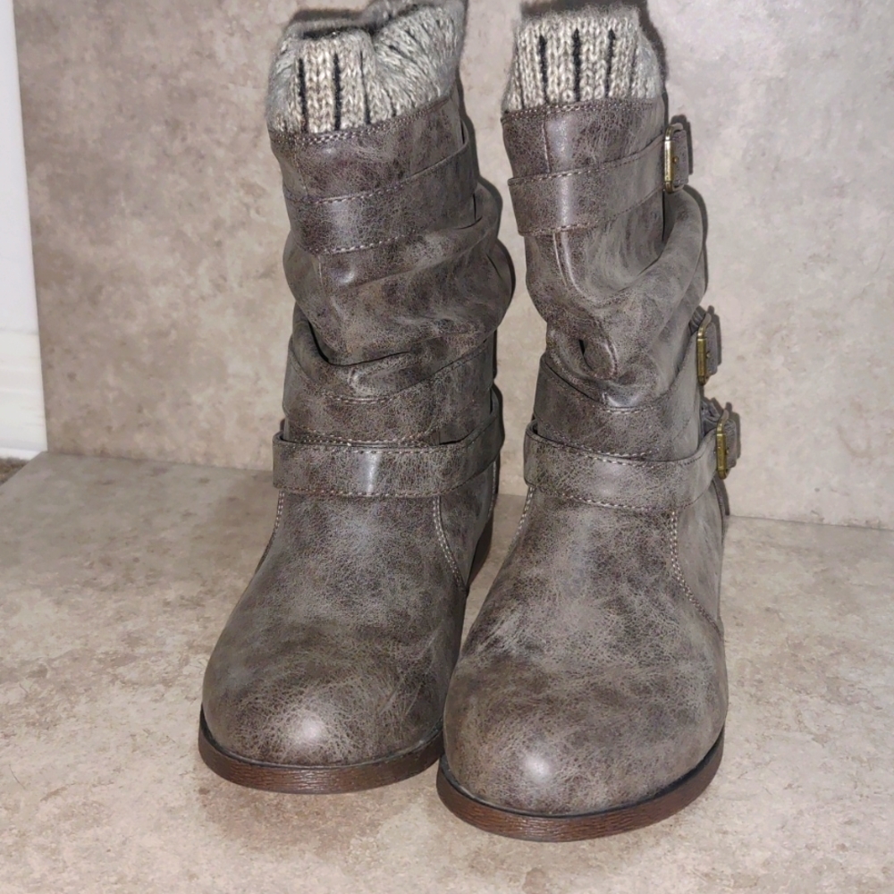 JustFab Boots size 10